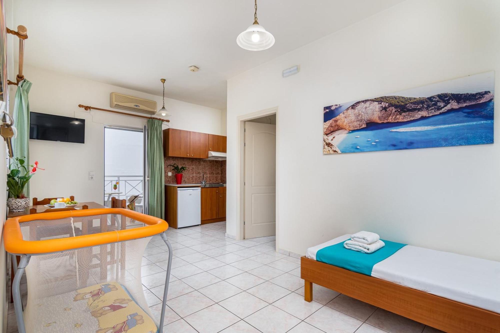 Mylos Apartments Anissaras Hersonissos  Esterno foto